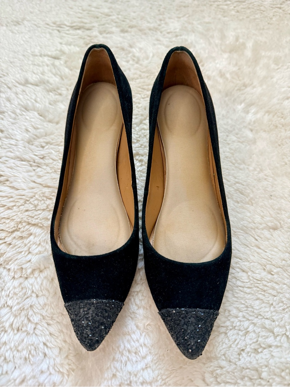 Ann Taylor Black Pointed Toe Pumps with Glitter Cap